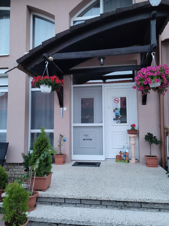 Anda vendégház Harkány Exterior foto